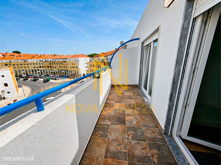 Apartamento T3 de Excelência na Moita – 110 m² | Totalmente Remodelado-19