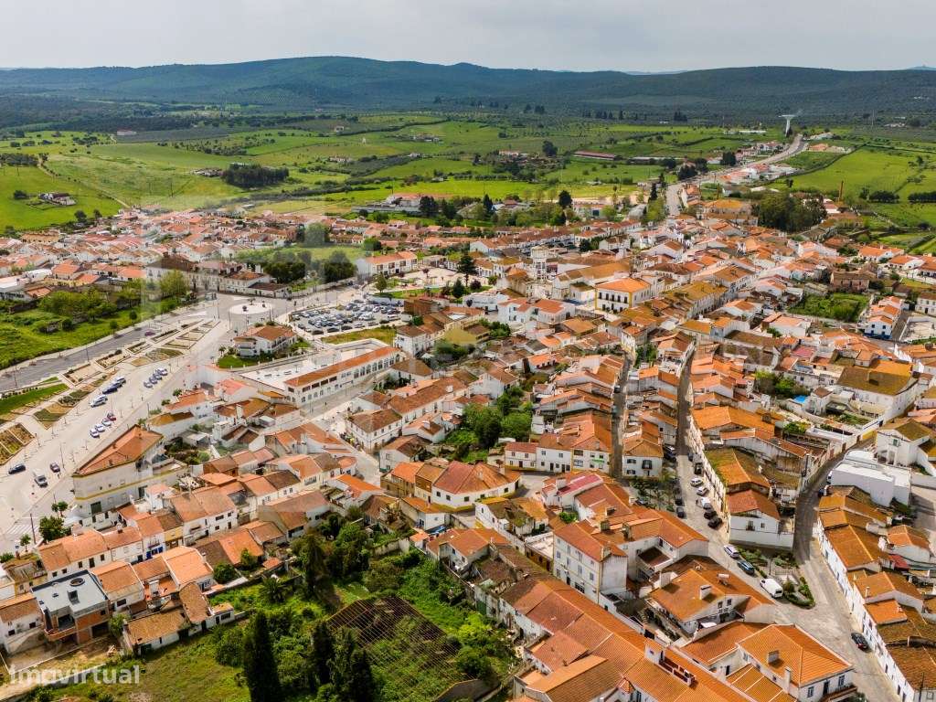 Dois Prédios para Reabilitar no Centro de Sousel - Uma Oportunidade...-13