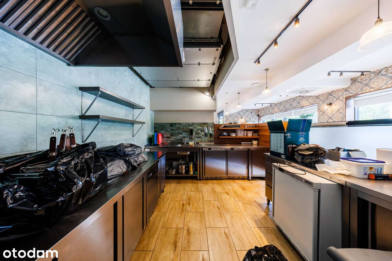 Nowoczesny lokal gastronomiczny w Rzeszowie - restuaracja pizzeria pub - Pełny obrazek: 5/16