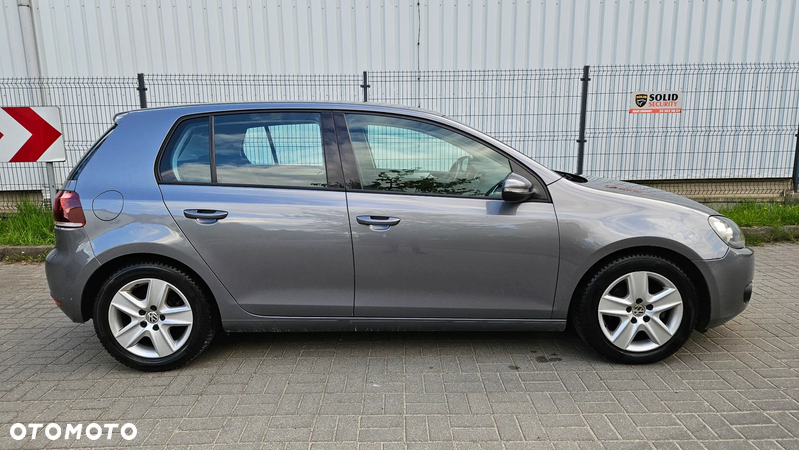 Volkswagen Golf VI 1.6 TDI Comfortline - 14