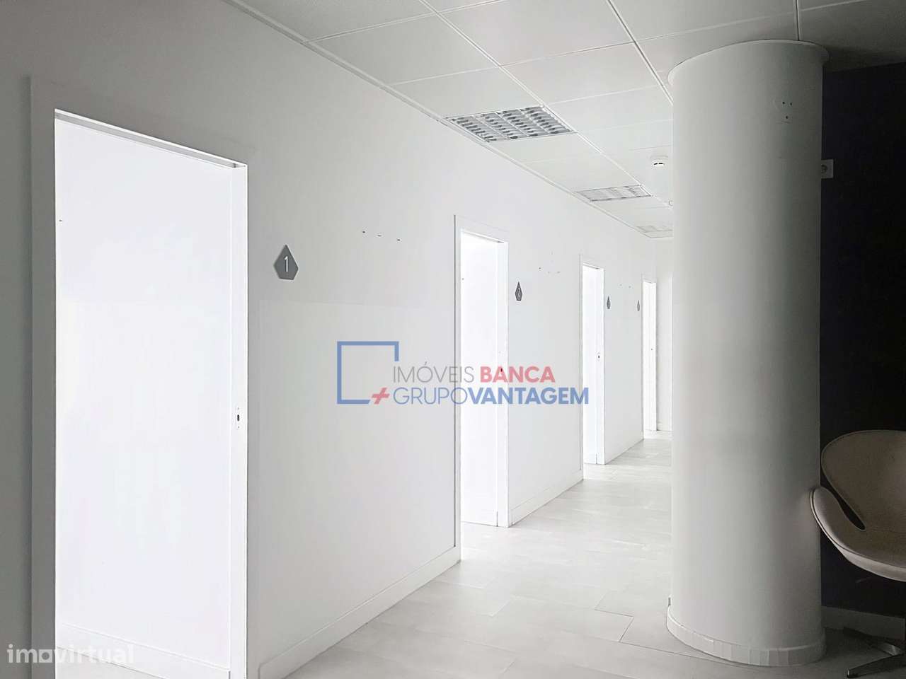 Escritório com 188m2 na Av. Columbano Bordalo Pinheiro - Grande imagem: 5/15