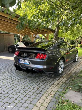 Ford Mustang 5.0 V8 GT - 13