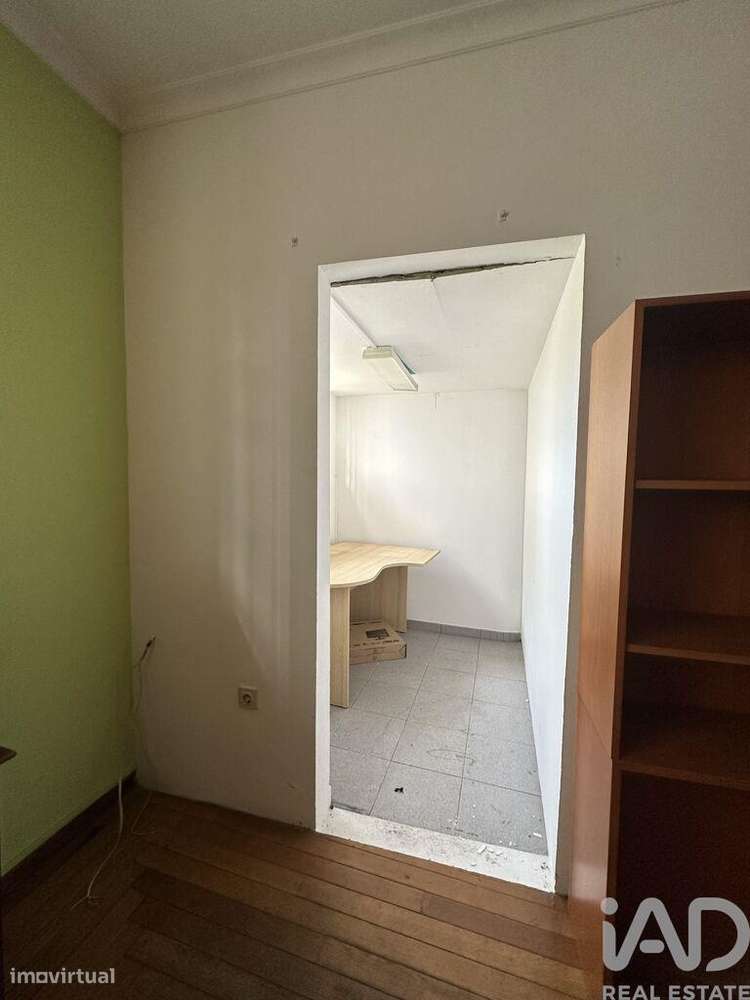 Loja / Estabelecimento Comercial em Peso da Régua e Godim de 71,00 m2 - Grande imagem: 5/19