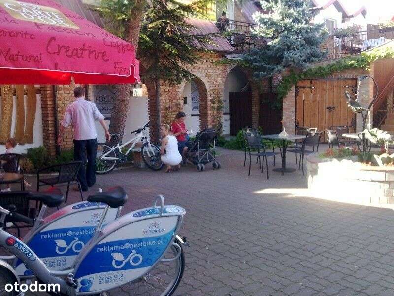 Lokal 200 m2 w pasażu handlowym na usługi, biuro itp. Parking. Bezpoś.