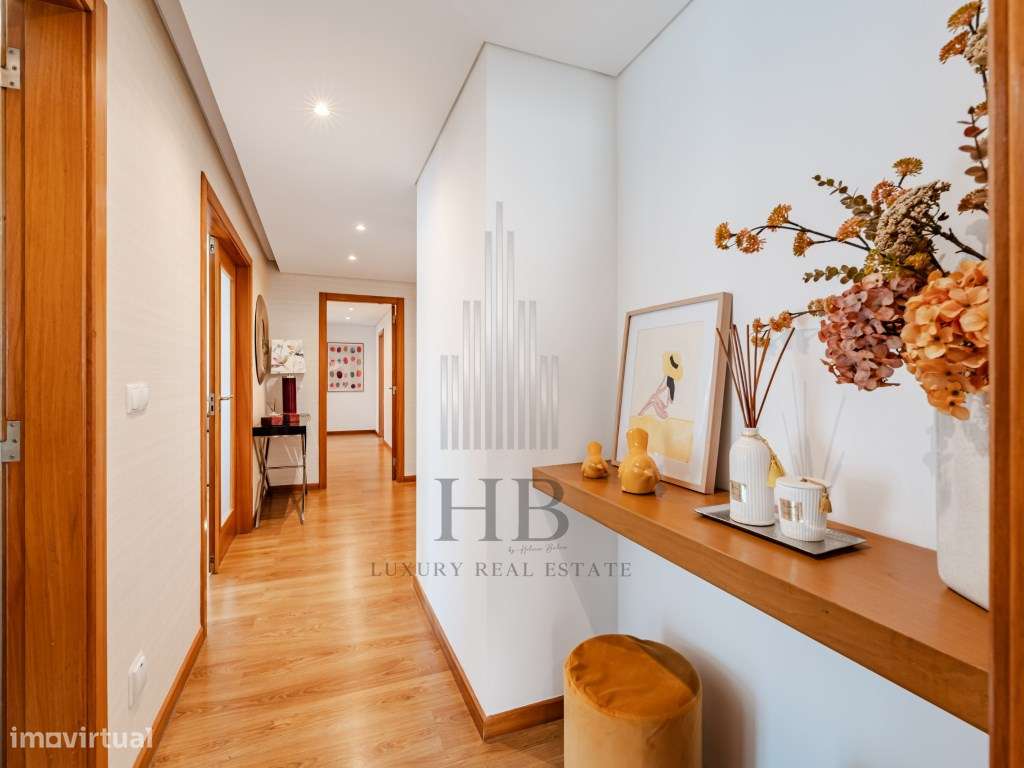 Apartamento T4 nos Terraços do Marquês c/ Garagem | Oeiras-23