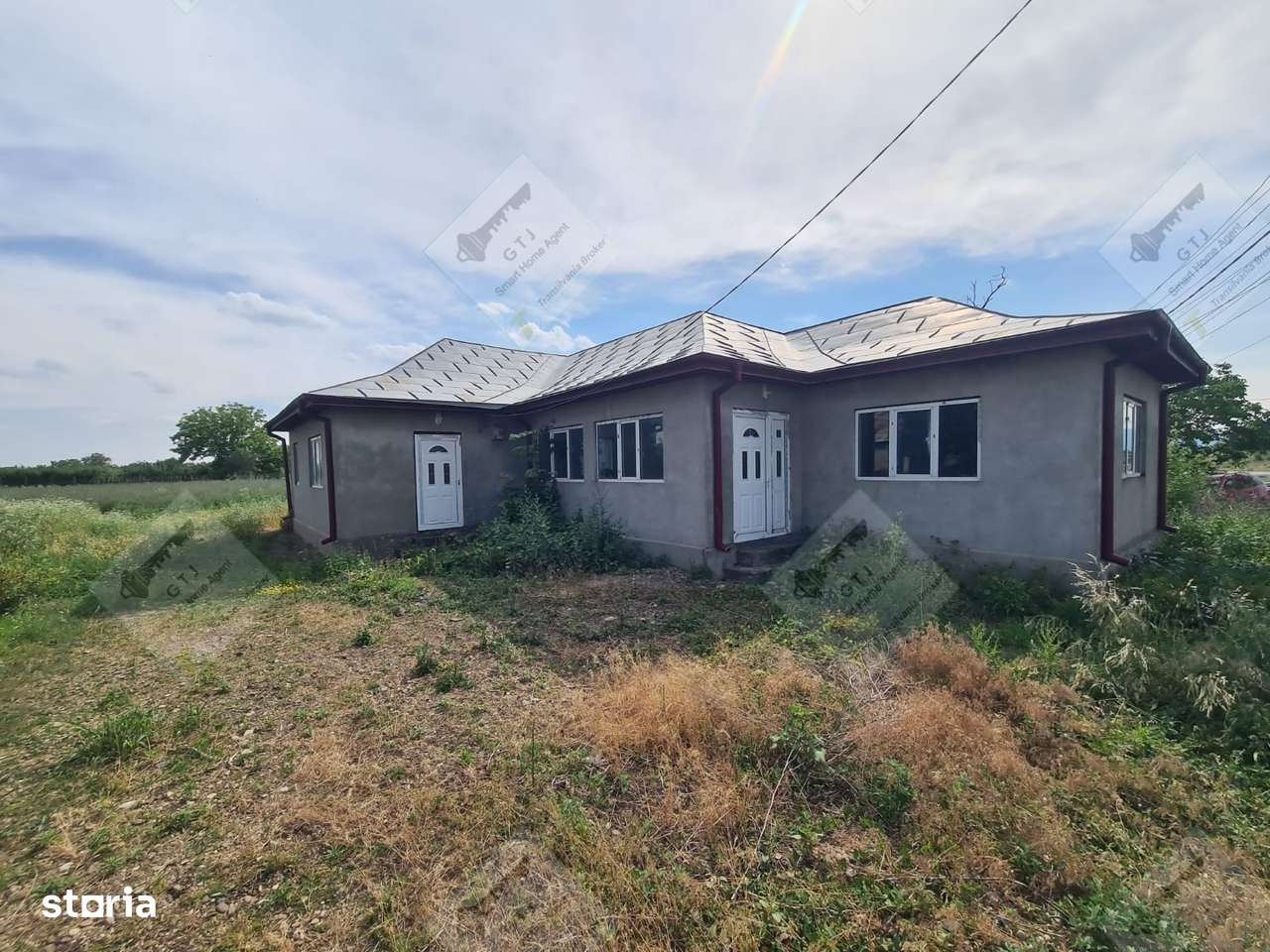 Casa Garoafa 120mp -Teren 2250mp Acces Rapid E85/Autostrada-0