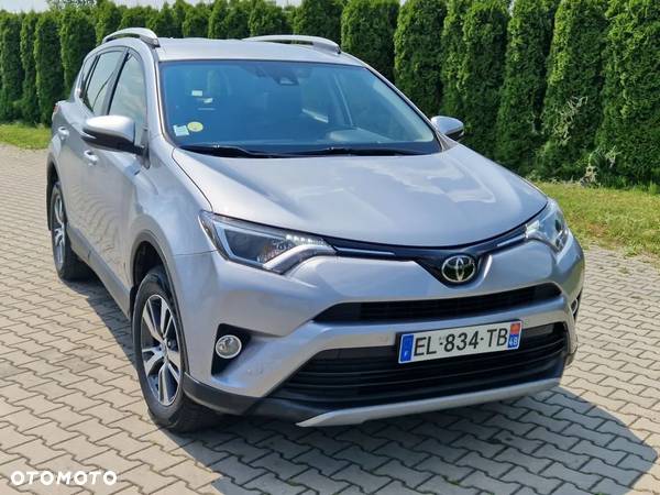 Toyota RAV4 2.0 D-4D Premium 4x2 - 8