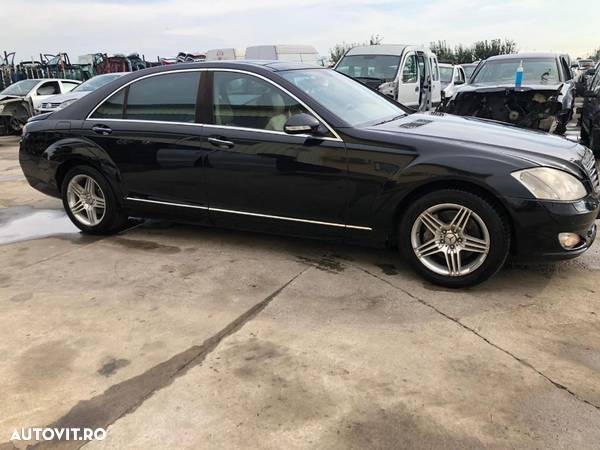 Dezmembram Mercedes Benz S class - 2