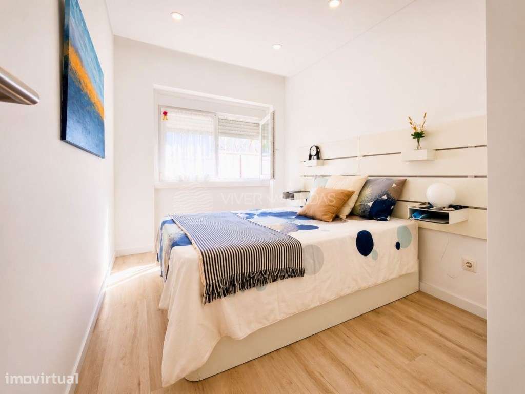 Andar de Moradia T2 remodelado em Santo António - Costa da Caparica-20