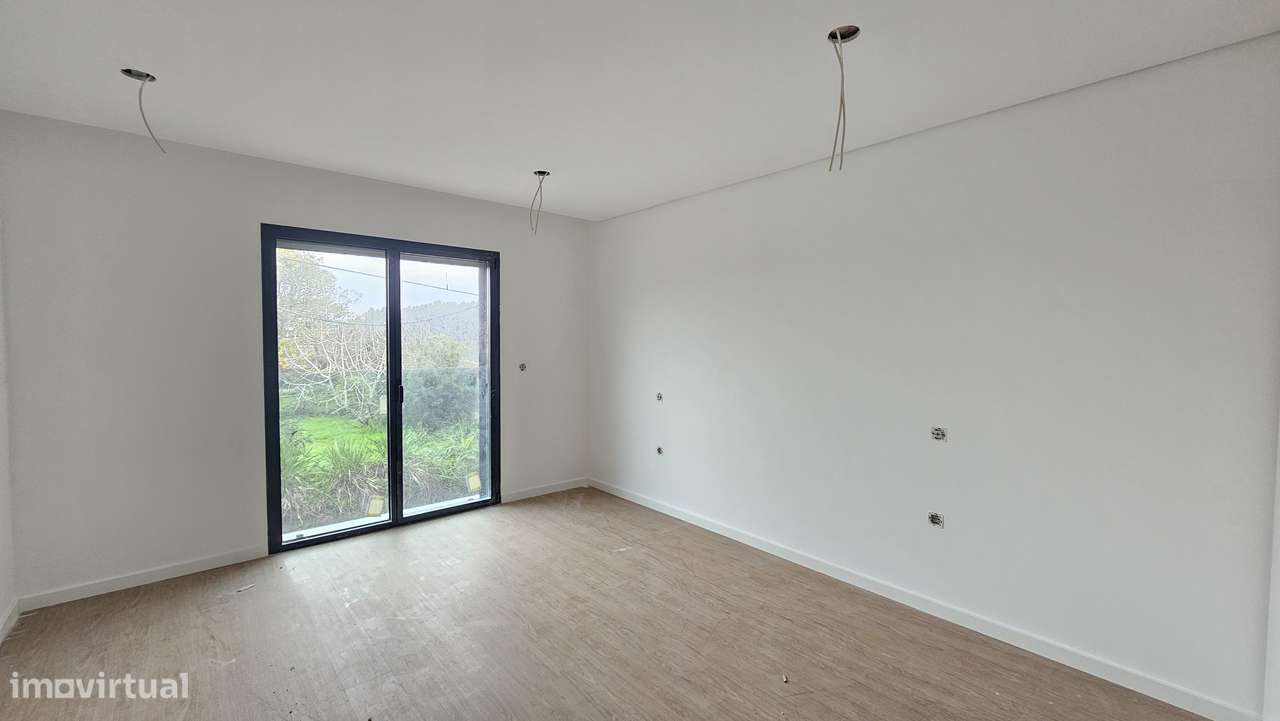 T2 +1 | 1 Lugar de Garagem - Grande imagem: 5/15