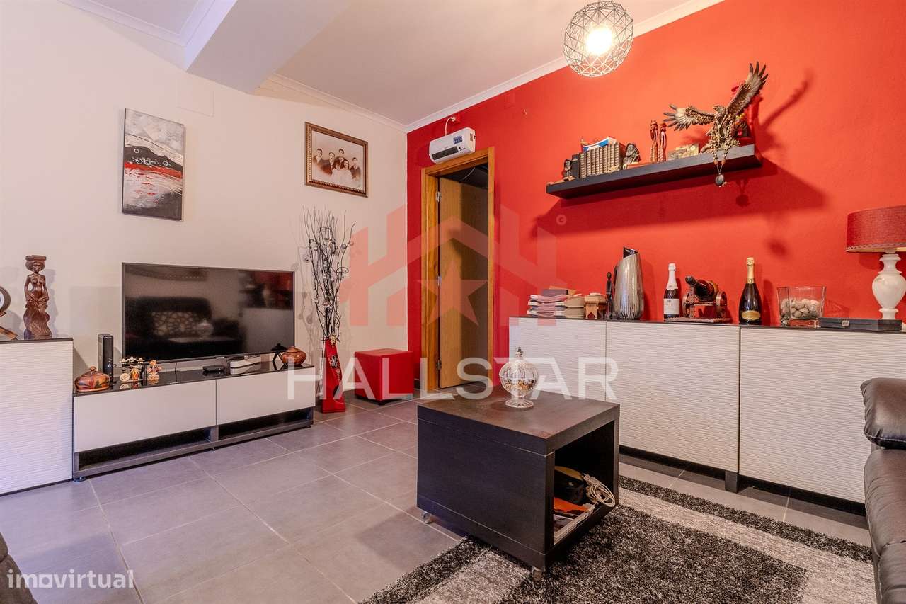 Moradia T1 Remodelada / Oportunidade de Investimento / Nazaré-5