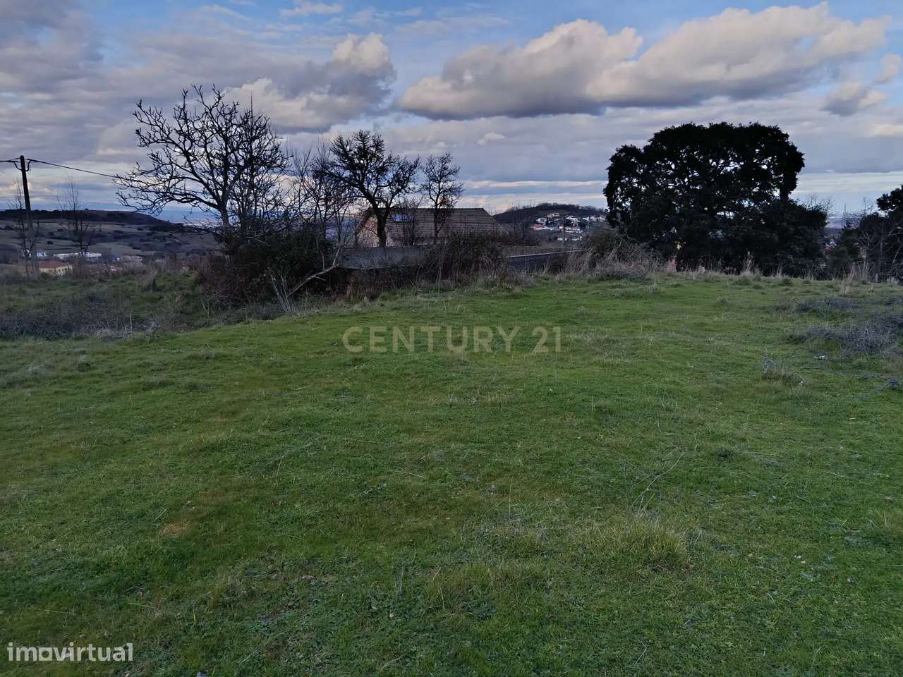 Terreno Urbano Espetacular em Rebordãos, Bragança-12