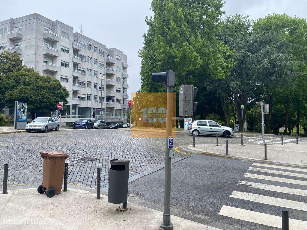 T2 novo com varanda - Baixa do Porto-8