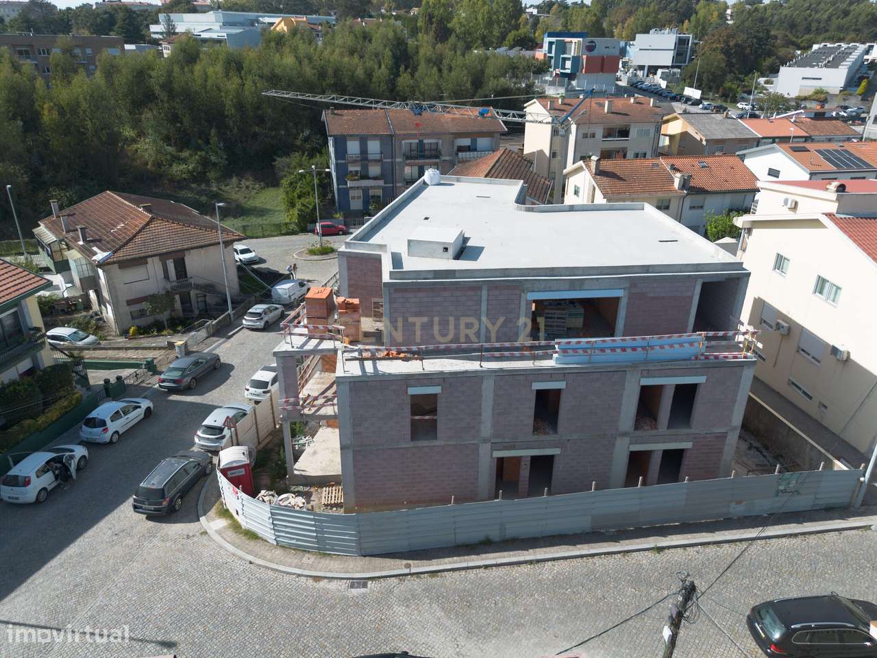 Apartamento T1 NOVO | Cedência de Posição | Junto ao Colégio CCG | Pon-14