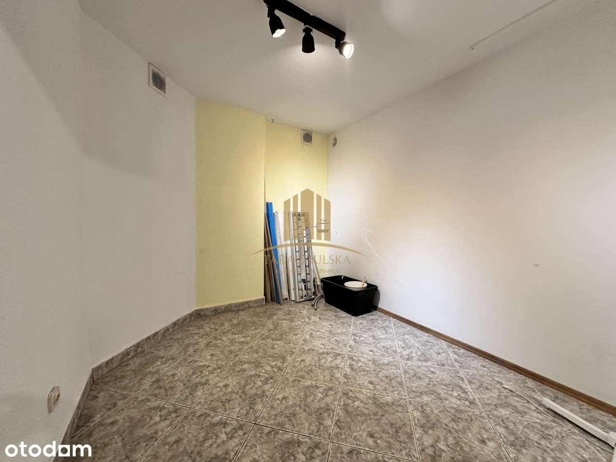 Lokal handlowo usługowy  | witryna | 1 x parking-8