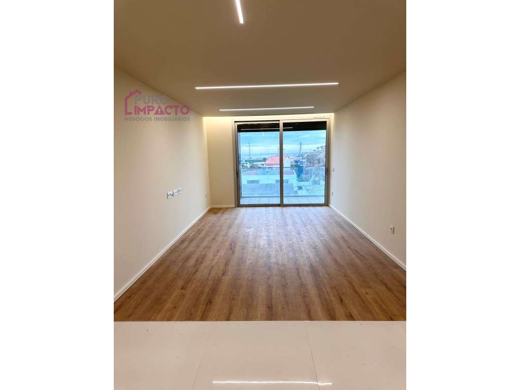 T1 3º piso Condomínio Priv. a 200 Metros - Praia da Madalena - Grande imagem: 4/14