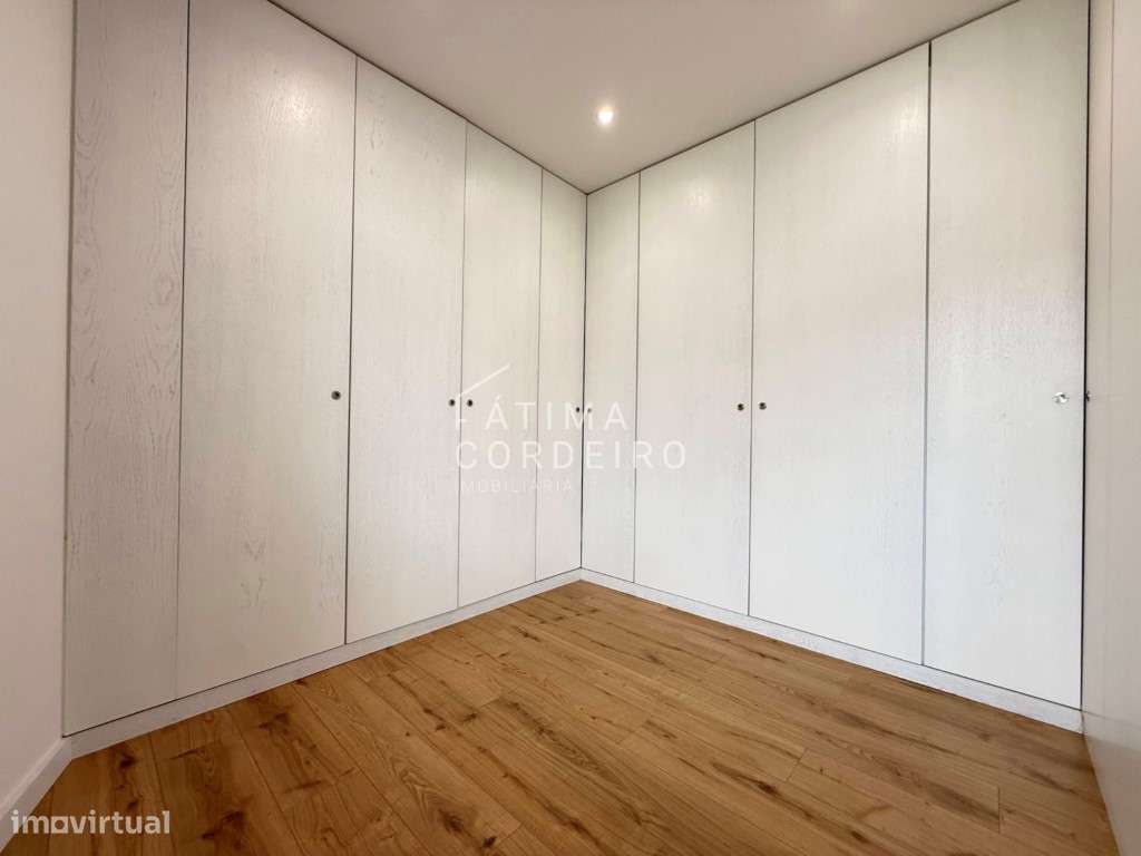 Moradia isolada Térrea acabamentos de luxo, Quinta da Torre, Quinta...-21