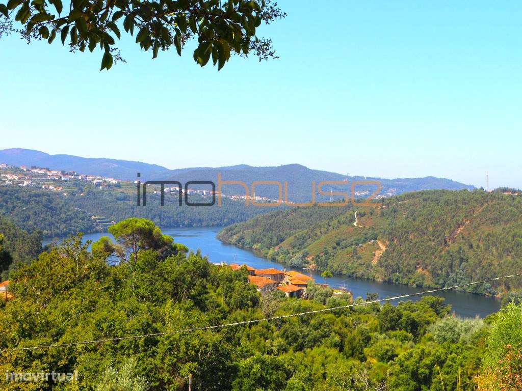 Moradia T3 com vista para o Rio Douro - Oportunidade Única! - Grande imagem: 4/48