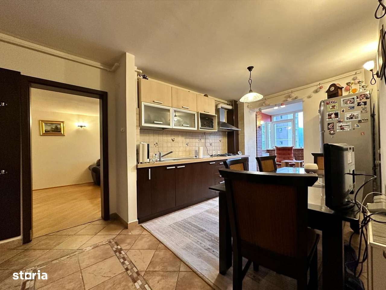 Apartament cu Structura Generoasa si Priveliste Deosebita - Imagine principală: 4/15