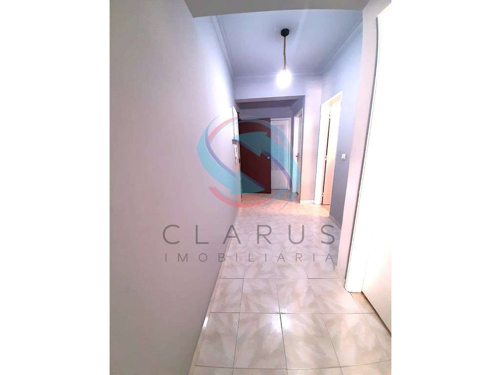 APARTAMENTO T2 AMORA/PAIVAS-8