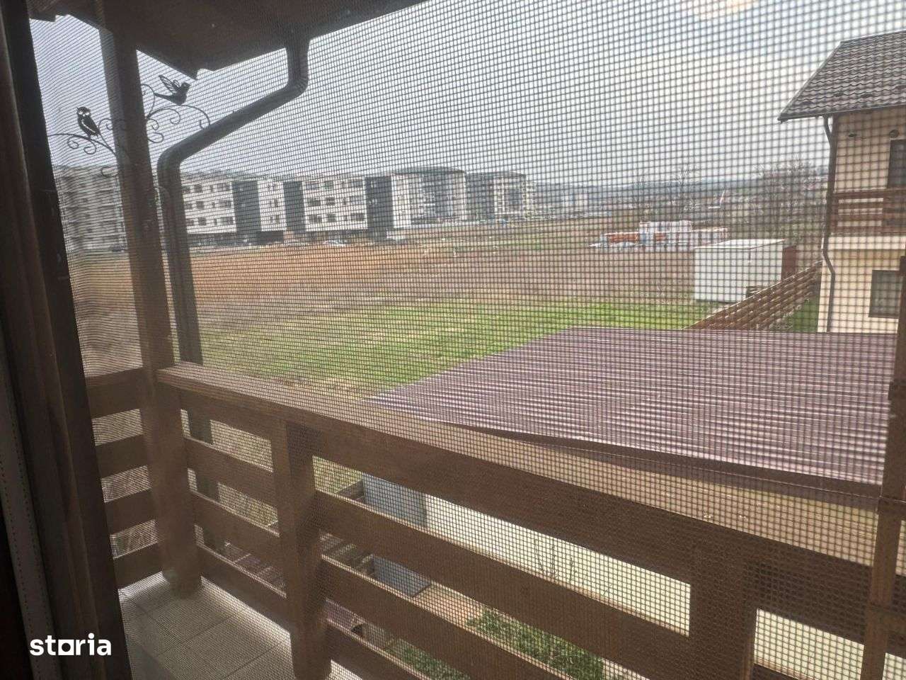 Bucium - Visan , centru , vila insiruita , garaj , libera-7