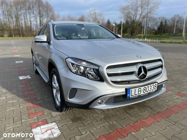 Mercedes-Benz GLA 250 7G-DCT - 6