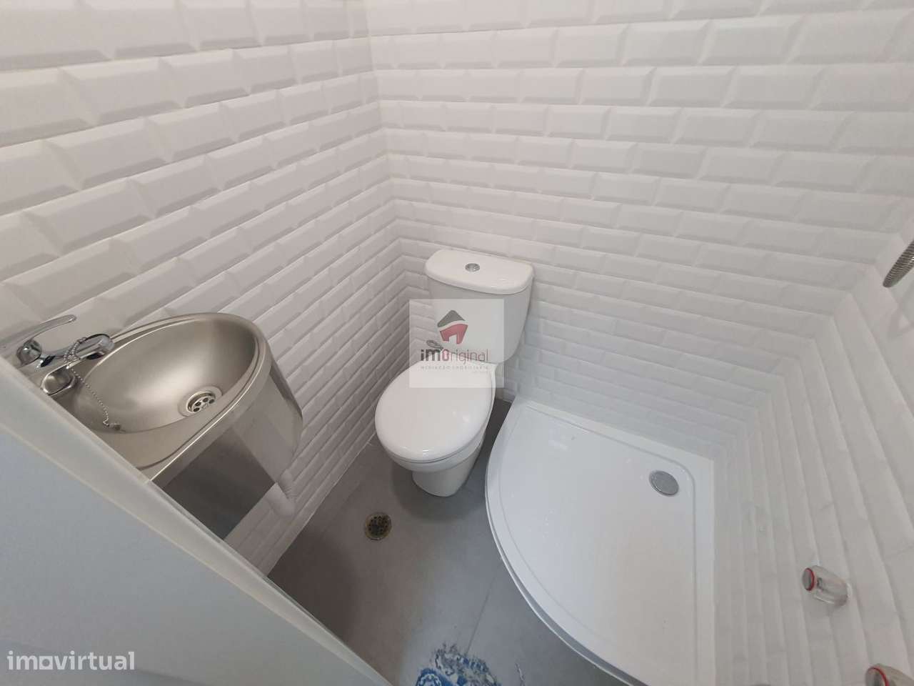 Loja / escritório junto Metro / Câmara de Gaia-8