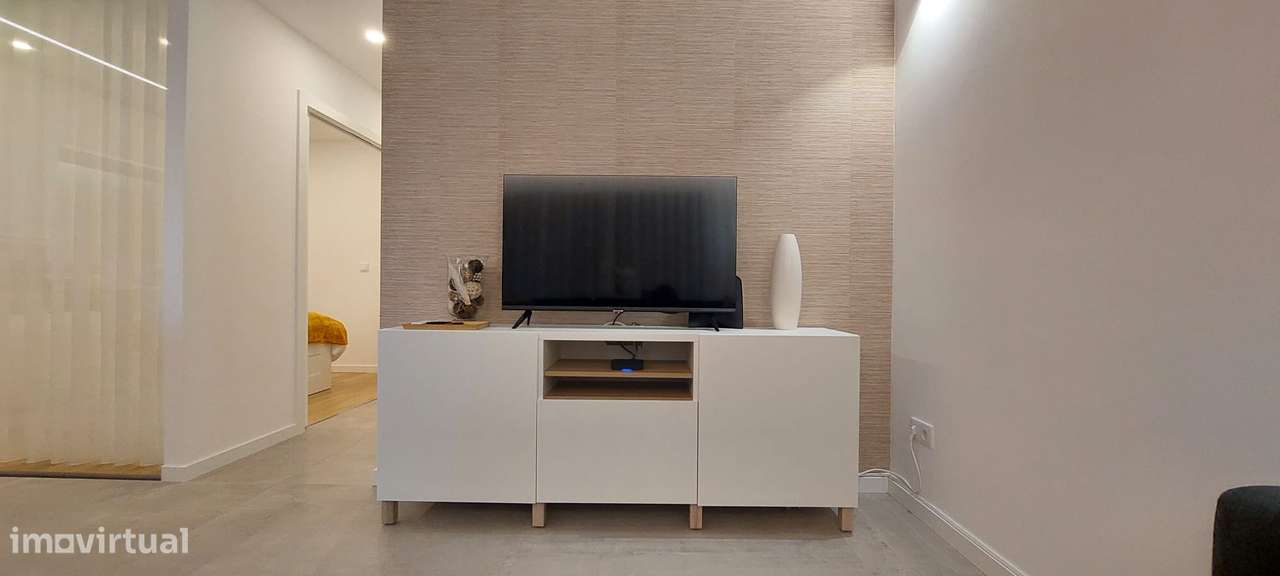 Apartamento totalmente remodelado, com um quarto em Loulé - Grande imagem: 5/13