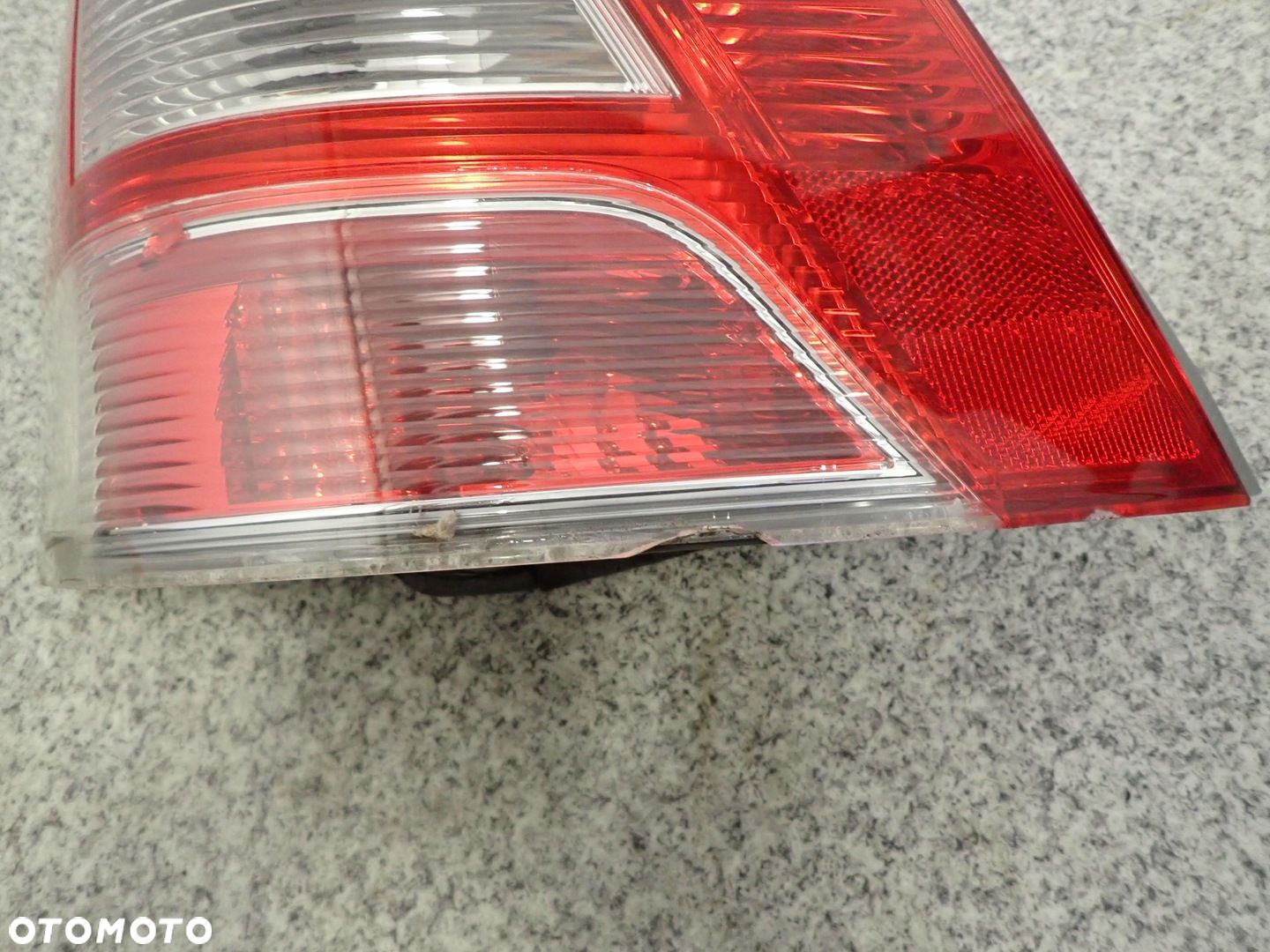 TOYOTA YARIS II 09-11 LAMPA TYLNA LEWA TYŁ EUROPA - 4