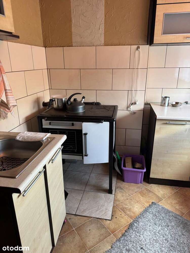 Sprzedam mieszkanie - Przyłogi. - Pełny obrazek: 4/7