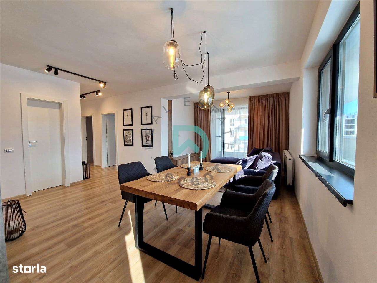 Apartament 3 camere, lux, parcare, Coresi, Brasov - Imagine principală: 3/17