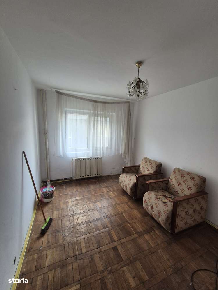 Vand apartament 3 camere Lunca - Imagine principală: 4/6