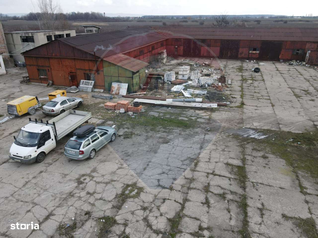 Spațiu industrial hale cu teren in zona Mihai Bravu Ploiesti - Imagine principală: 4/16