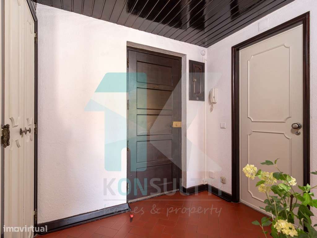 Apartamento T1 c/varanda junto à Praia de Santo Amaro de Oeiras-13