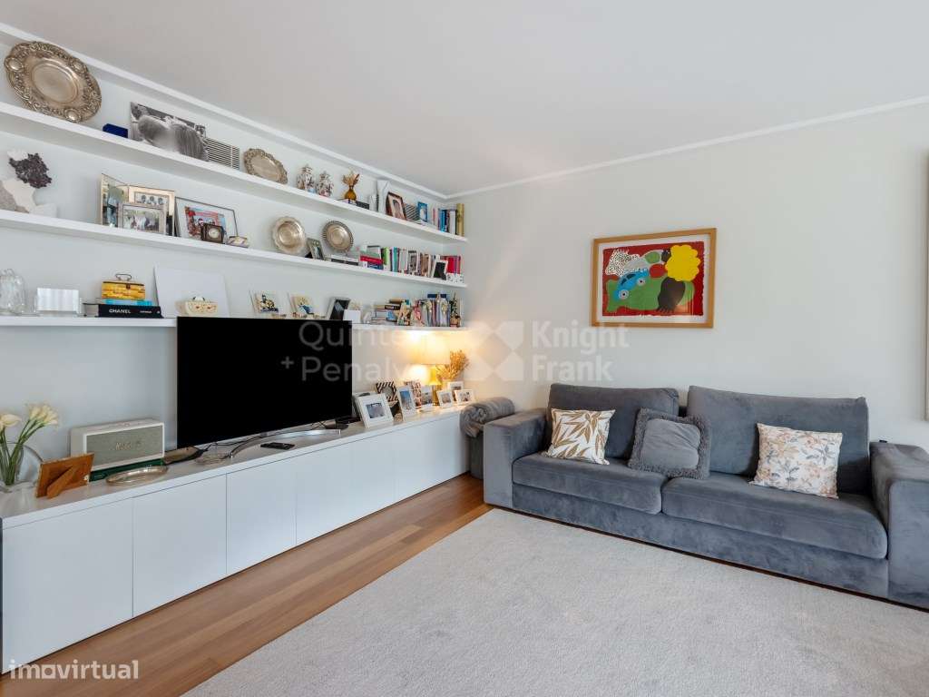 Apartamento T4 em condomínio de luxo privado na Lapa - Grande imagem: 4/25