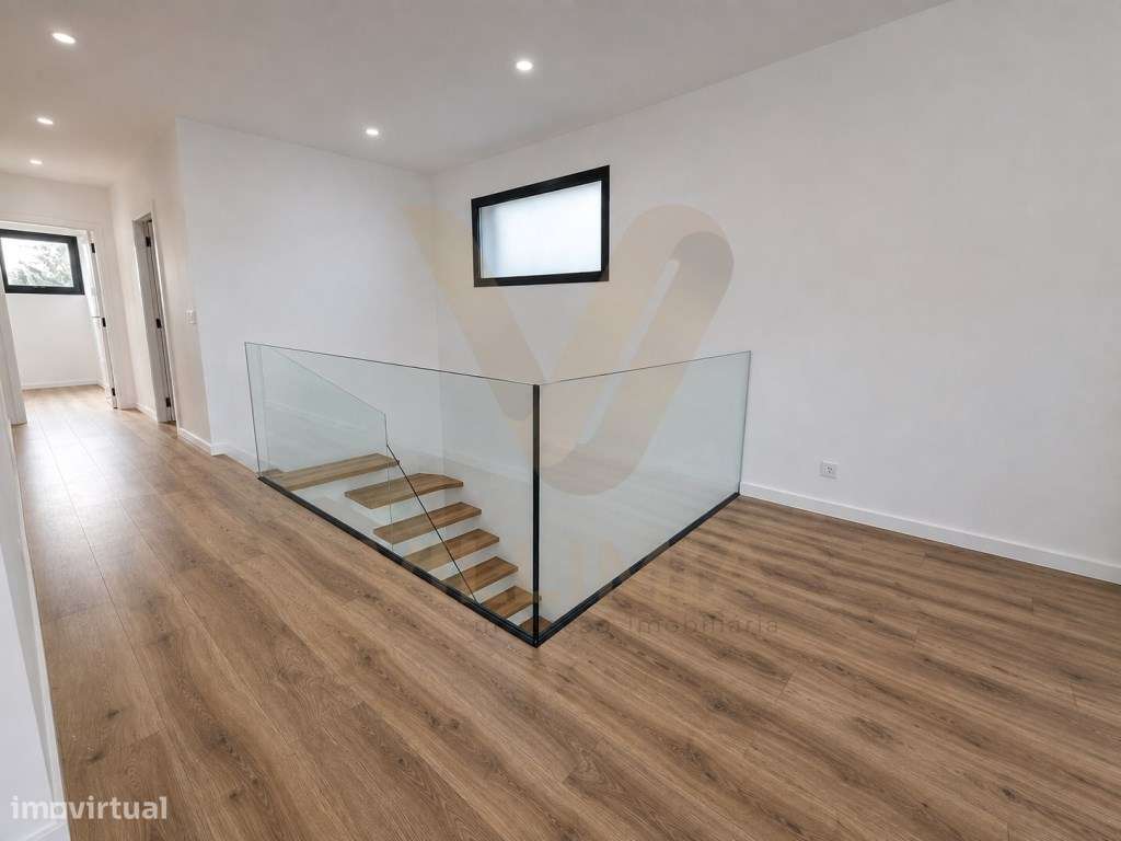 Moradia T4 Nova | Arcos de Valdevez-13