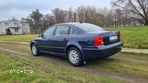 Volkswagen Passat 1.8T - 2