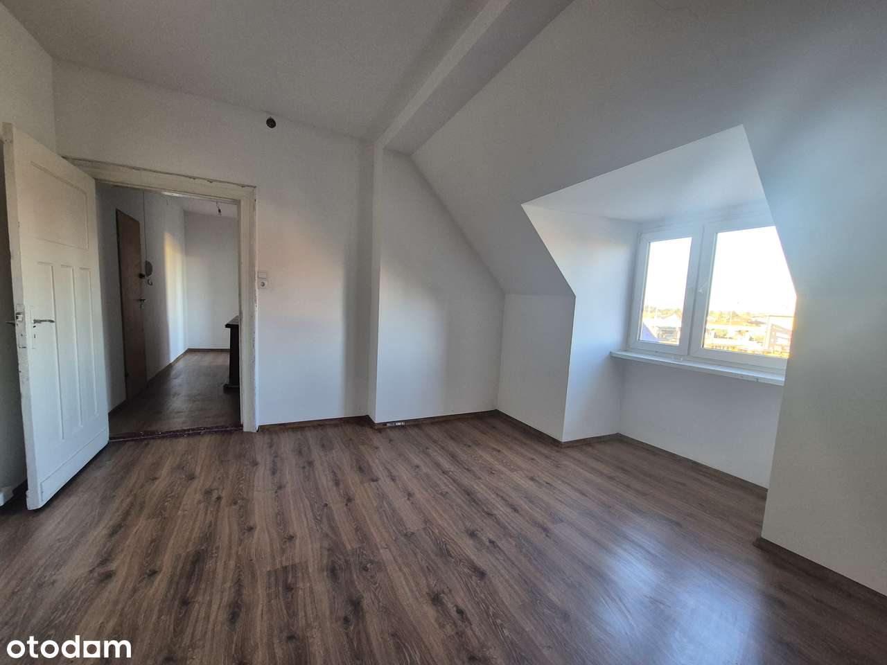 Lokal na 2 piętrze, Jarocin, ul. Wojska Polskiego, do zamieszkania!-4