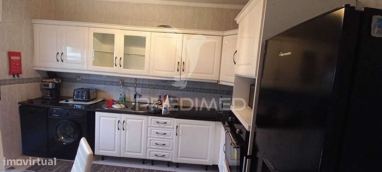 MORADIA T2 CONVERTIDO EM T1 COM GARAGEM NA CARREGUEIRA-PINHAL NOVO - Grande imagem: 5/20