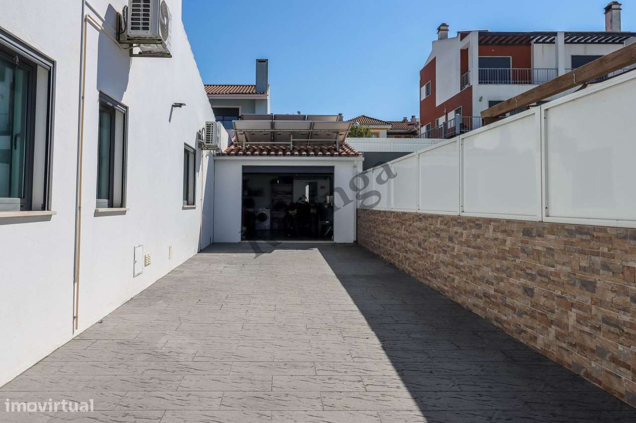 Excelente Moradia  para venda na Aldeia de Santo André-40