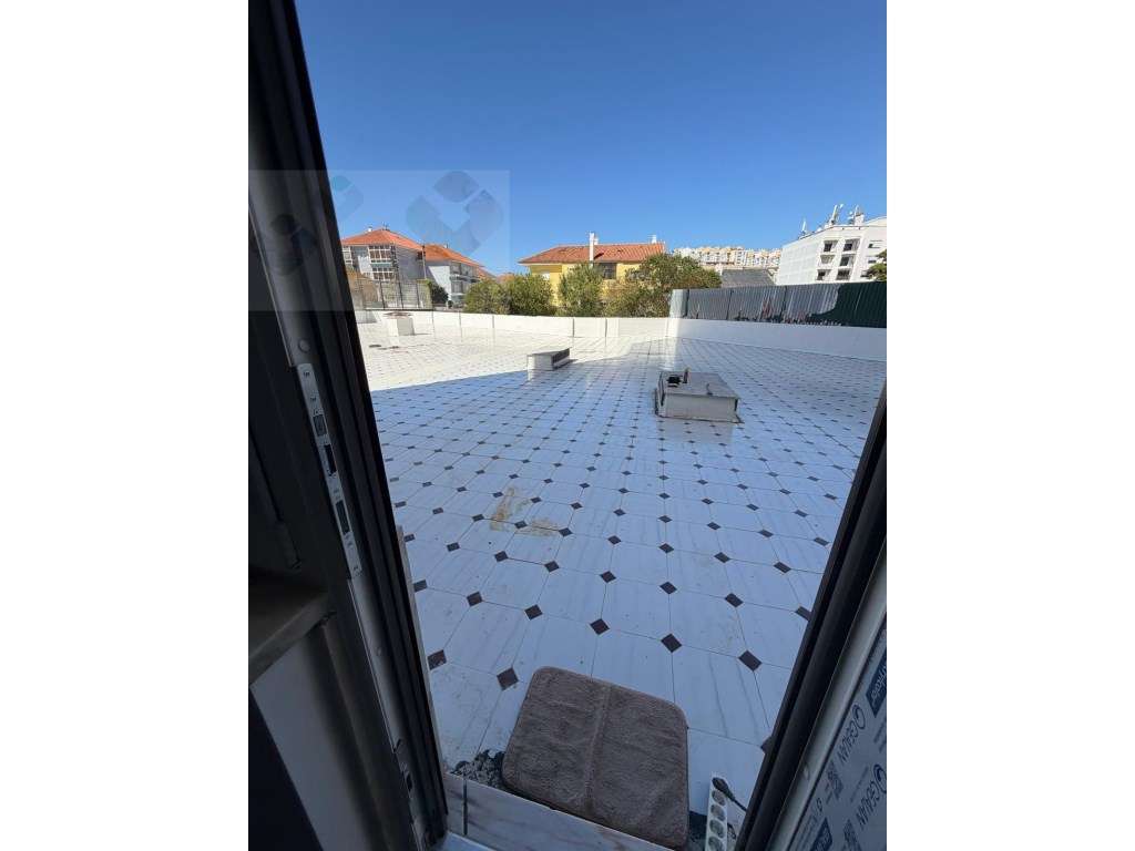 T2 REMODELADO COM TERRAÇO PRIVATIVO 555M2-30