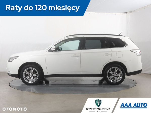 Mitsubishi Outlander - 3