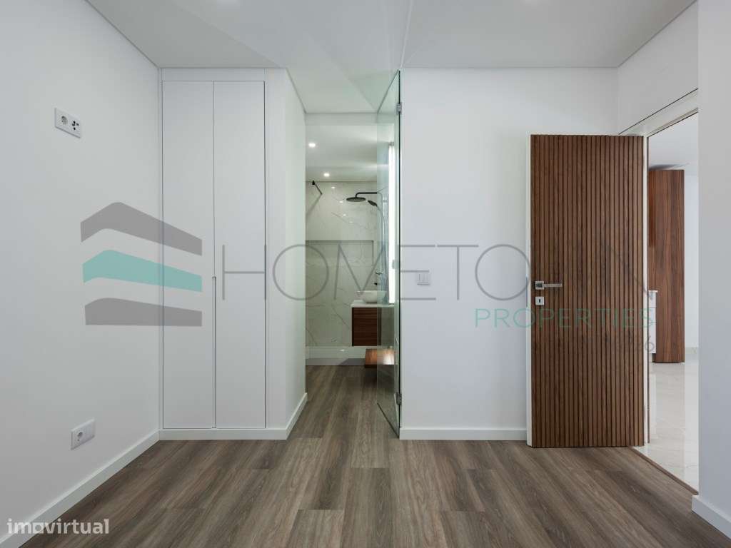 Fantástica Moradia T3 Renovada - A Apenas Minutos da Praia e Praça,...-17