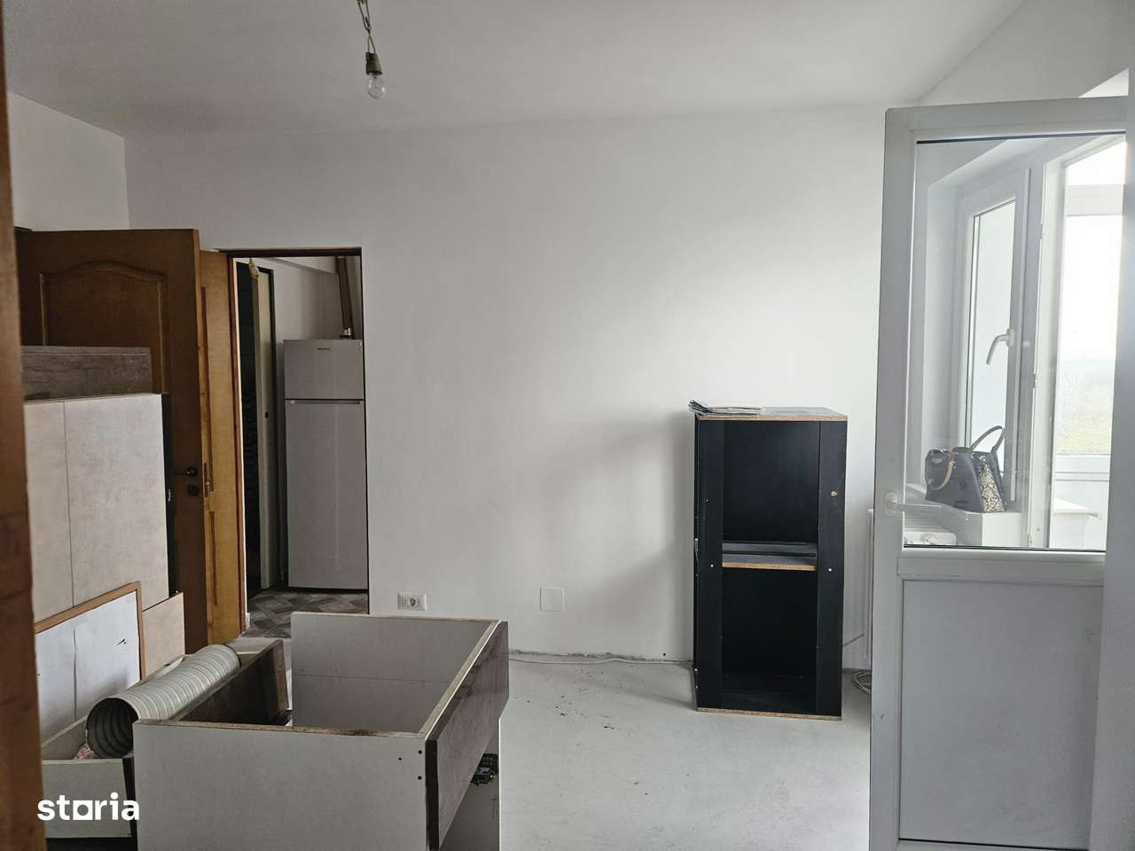 2 camere   renovat complet/Strada  Pricopan /nemobilat-13