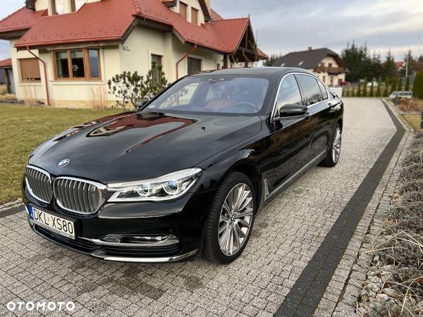 BMW Seria 7 750Li xDrive - 3