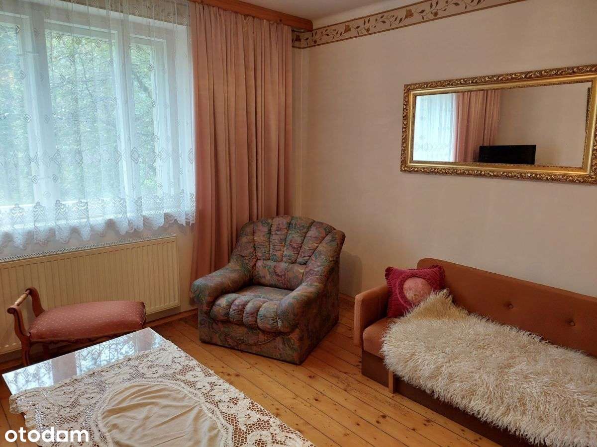 Dom jednorodzinny na dużej działce-5