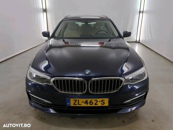 BMW Seria 5 520i Touring Aut. Luxury Line - 27