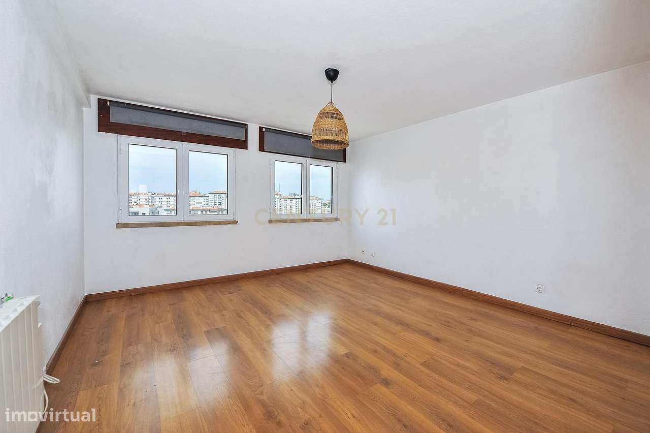 Apartamento T2 Paço de Arcos - Grande imagem: 1/25
