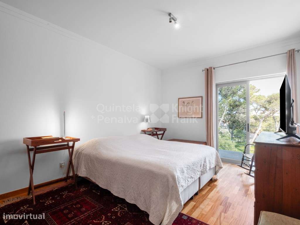 Apartamento T2 convertido em T1 na Costa da Guia, Cascais-19