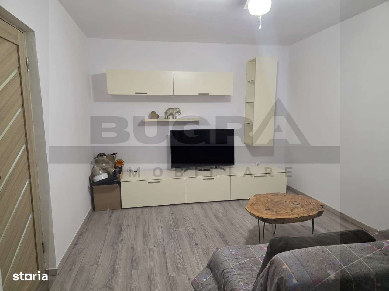 Apartament 2 camere 54mp, parcare, zona VIVO-3